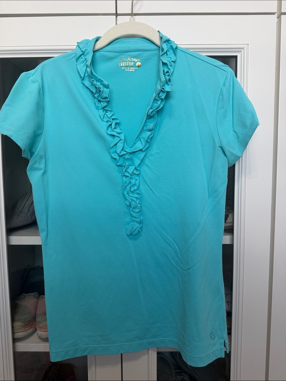 Lilly Pulitzer Turquoise Ruffle V-Neck Short Sleeve Top golf top